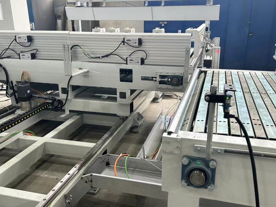 小革新大成效——光伏玻璃全自动包装线升级解锁降本增效新密码